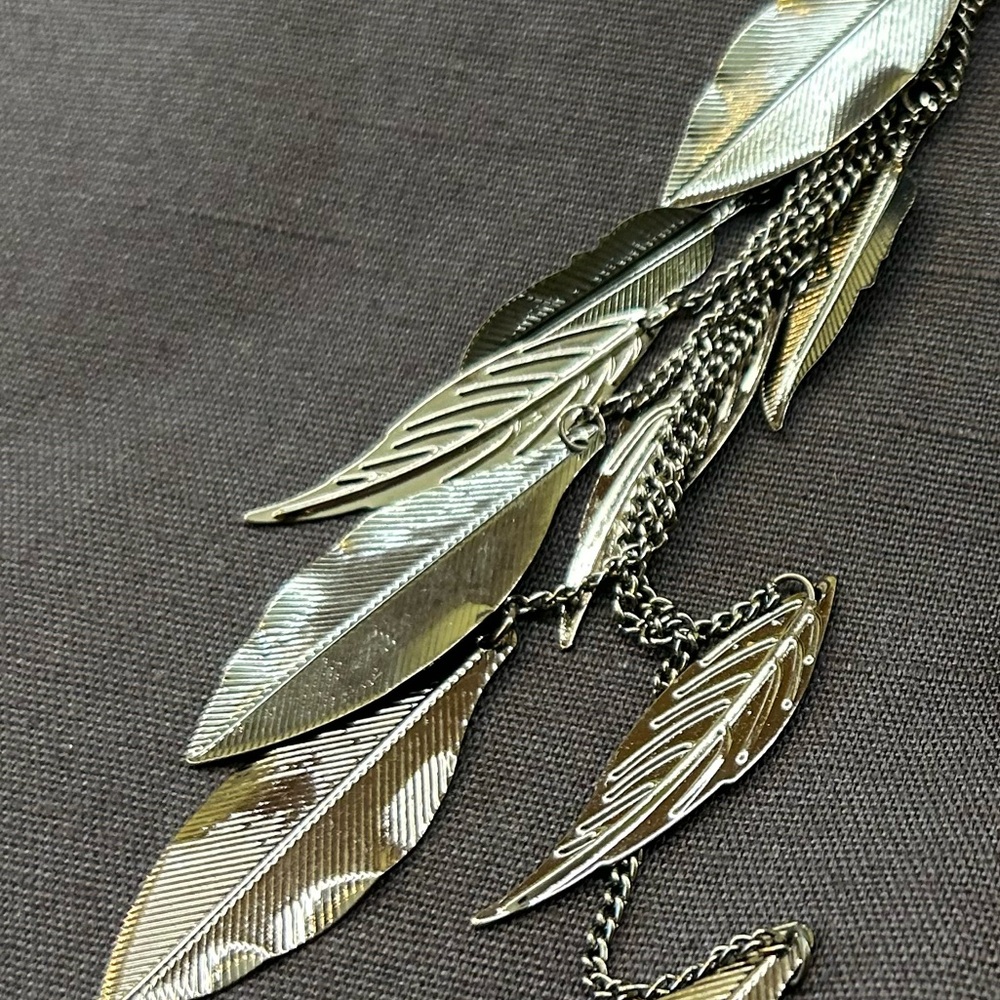 Drop Necklace & Earrings Set - Leaf Design - Gunmetal - Picture 12 of 14